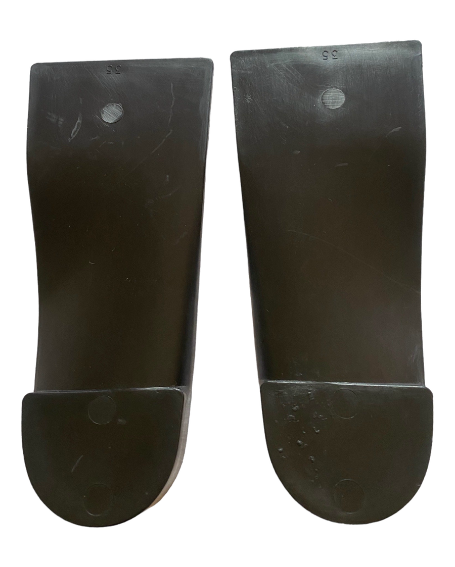 Ground-contact base